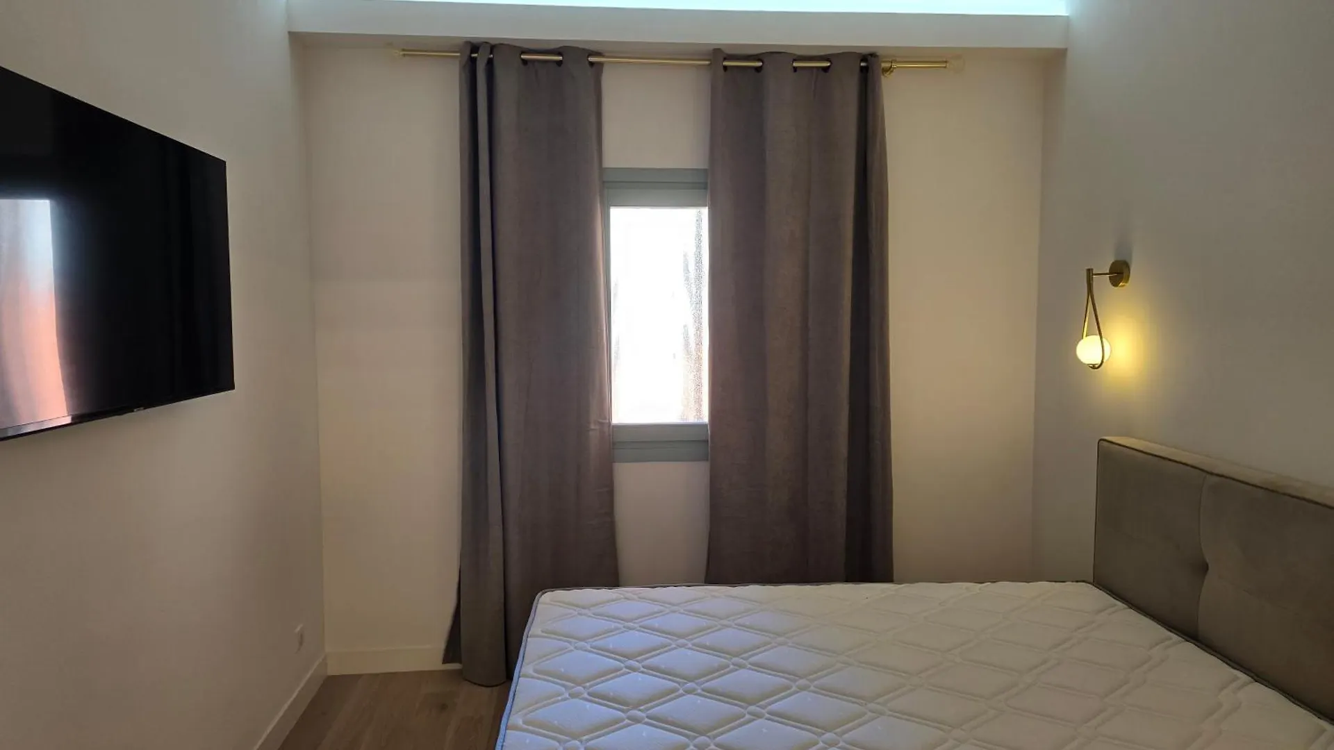 Massena Apartment Nice